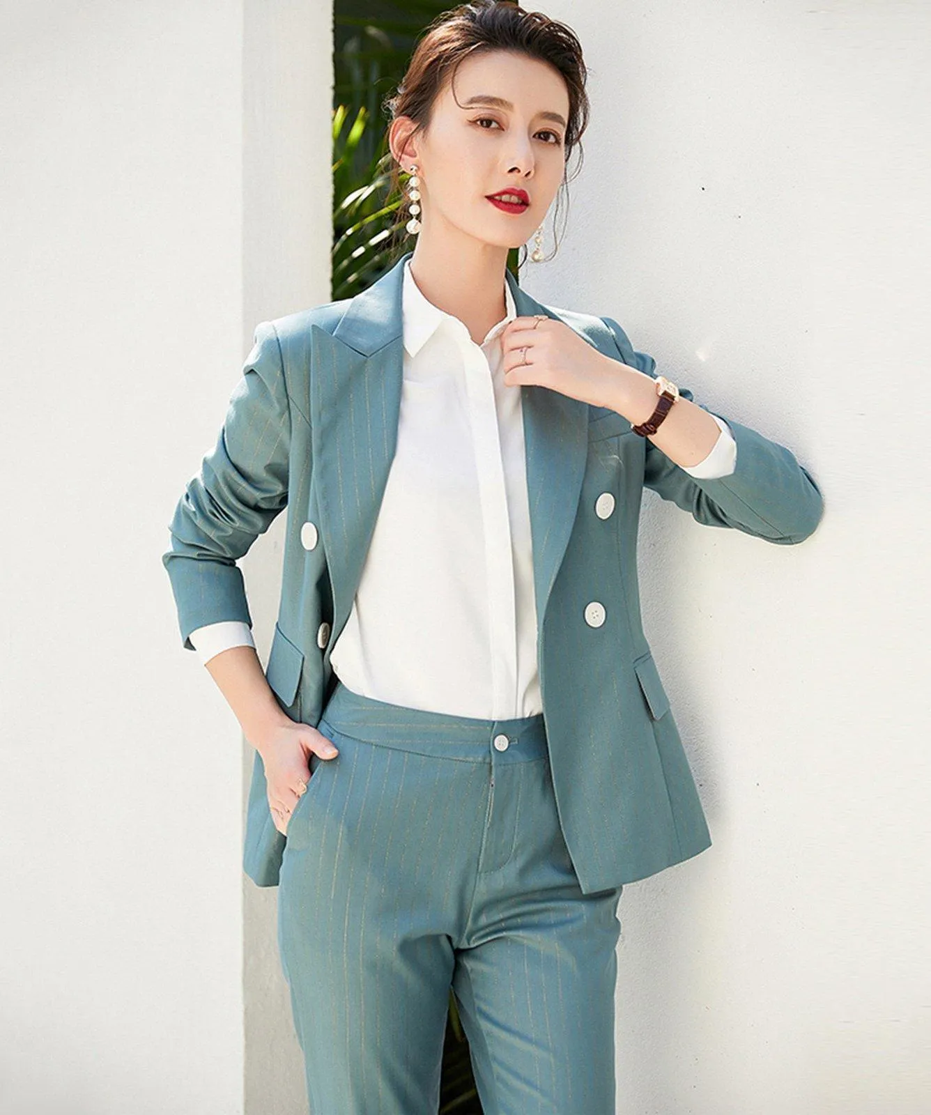 Double Breasted Blazer & Cropped Pant Suit