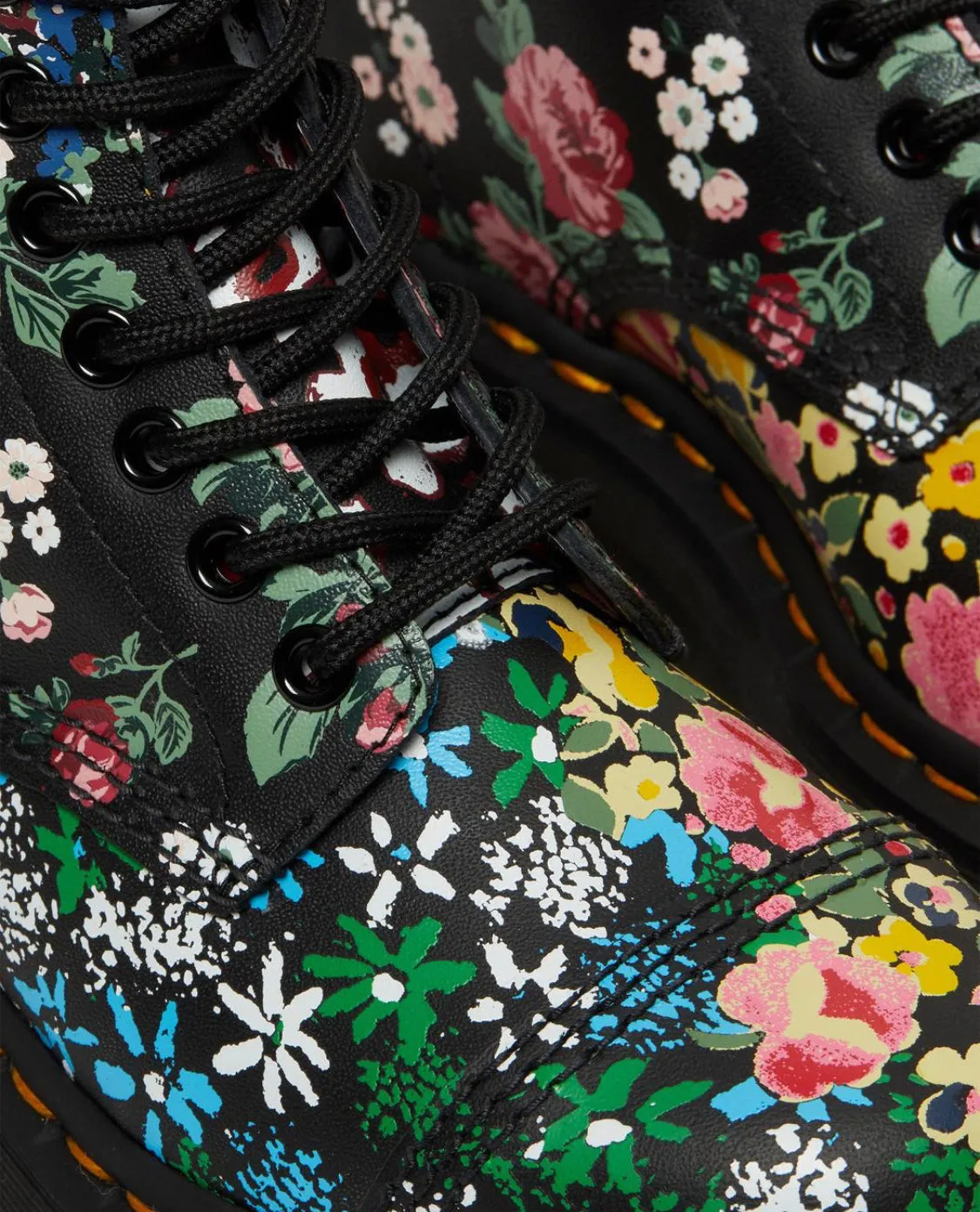 Dr.Martens Sinclair Plateau Black Floral 27128001