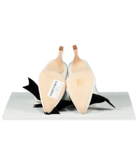 MANOLO BLAHNIK White Suede Serba 70 bow-detailed suede pumps EU 38 UK 5