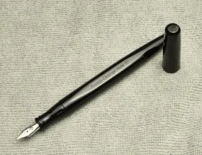 Model 65 Stabilis Fountain Pen - Classic Black