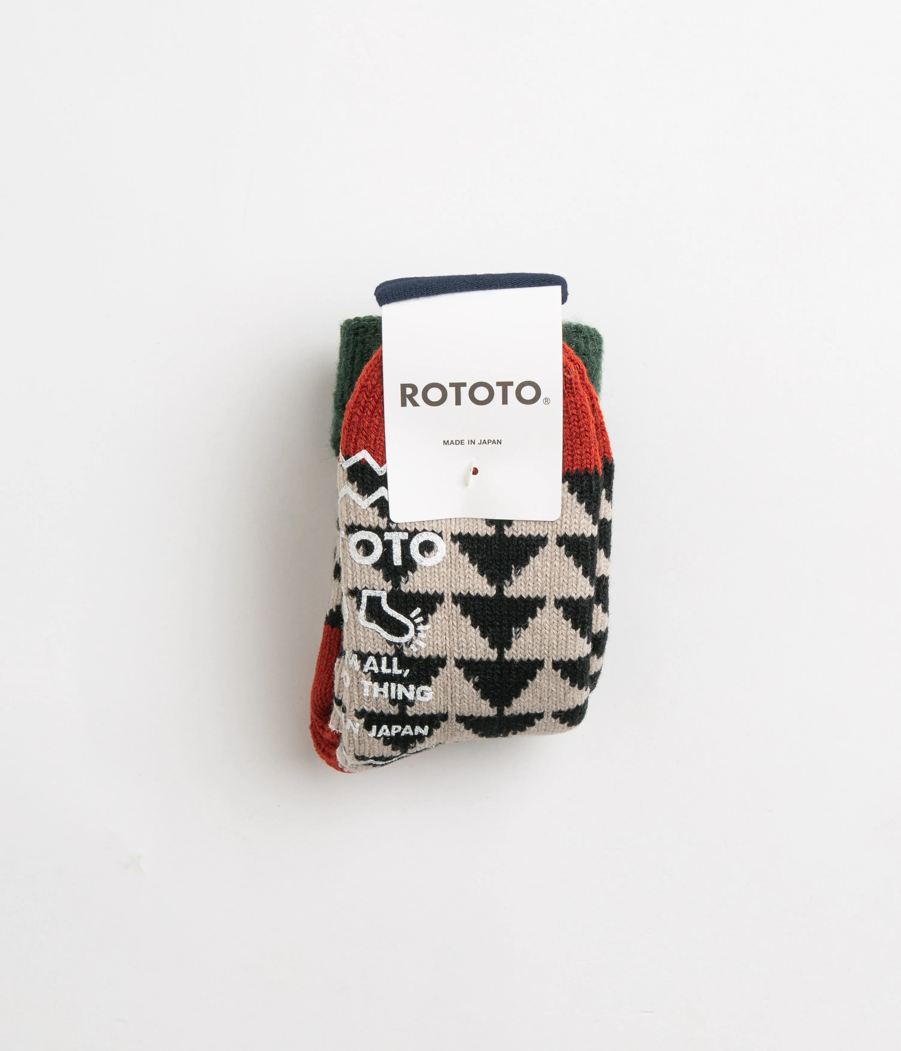 RoToTo Comfy Room Sankaku Socks - Green / Black / Red