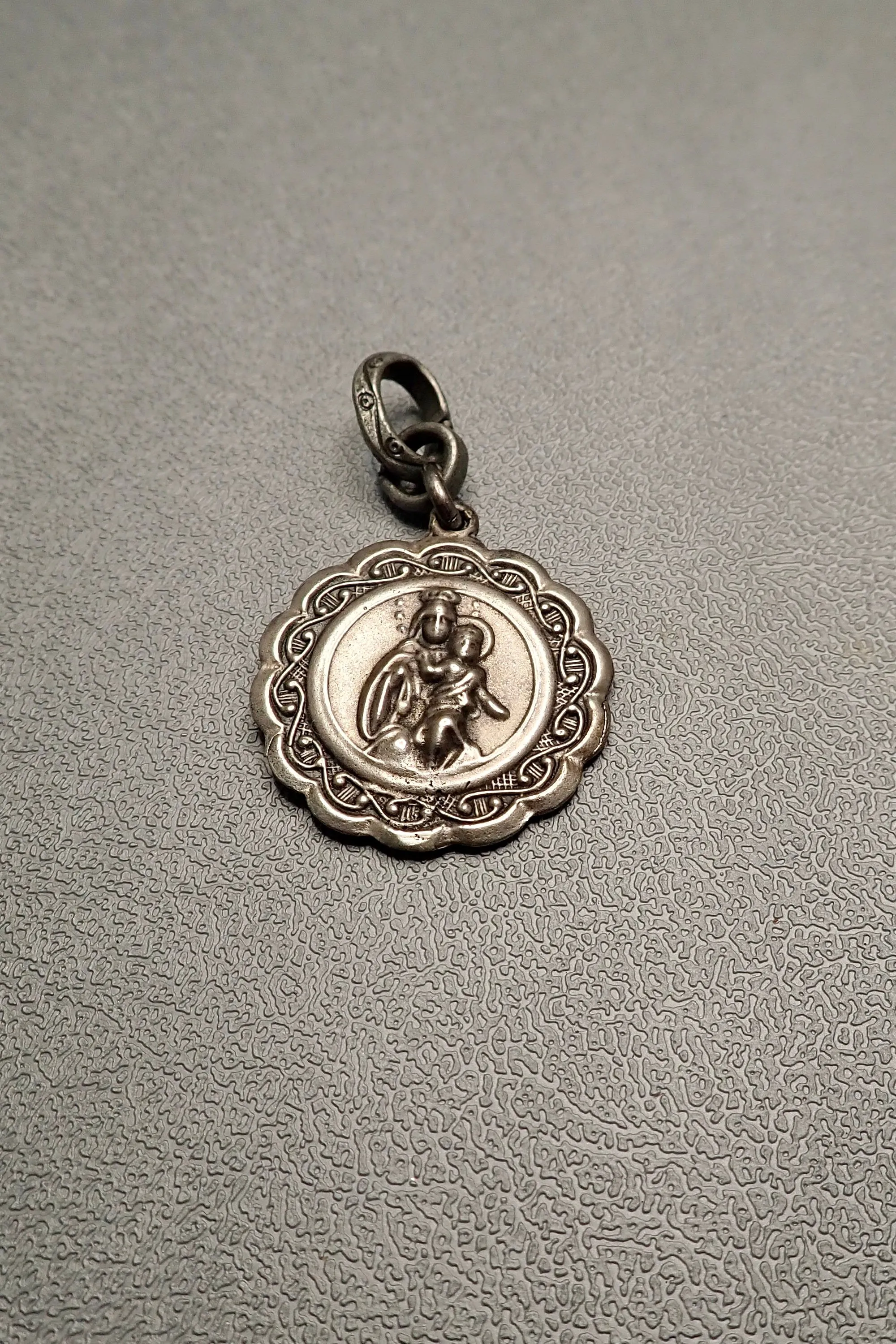 SACRED HEART MEDAL